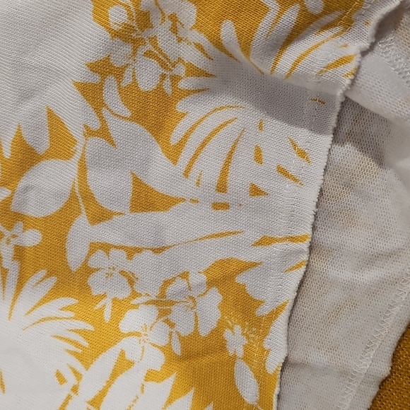 Sundry Floral Print Cut Off Shorts Size 1 Small Mustars & White - Picture 5 of 8